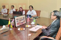 KUNJUNGAN HORMAT UPMKB KE PEJABAT PENGARAH YAYASAN SARAWAK