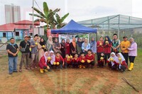PELAJAR SK KAMPUNG BARU RAIKAN KEJAYAAN AGRISTEM MELALUI PENUAIAN GOLDEN MELON
