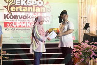 Pertandingan karaoke