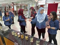 Lawatan Penanda Aras Unit Pusat Sumber Politeknik Mukah ke Perpustakaan UPM Kampus Bintulu Sarawak