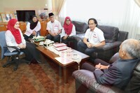KUNJUNGAN HORMAT UPMKB KE PEJABAT SETIAUSAHA PERSEKUTUAN SARAWAK