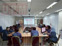Lawatan Penanda Aras Unit Pusat Sumber Politeknik Mukah ke Perpustakaan UPM Kampus Bintulu Sarawak