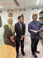 NAIB CANSELOR DI KOLEKSI BORNEO