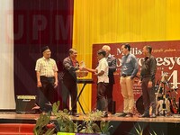 SESI RAMAH MESRA PENGERUSI LPU BERSAMA PELAJAR UPMKB