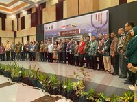 Majlis Deklarasi Bersama Antara Konsortium Universiti Universitas Borneo (KUUB) Dengan Konsorsium Perguruan Tinggi Negeri Kawasan Timur Indonesia (KPTN-KTI) dan Bengkel Lembaga Penelitian dan Pengabdi