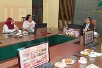 KUNJUNGAN HORMAT UPMKB KE PEJABAT PENGARAH YAYASAN SARAWAK
